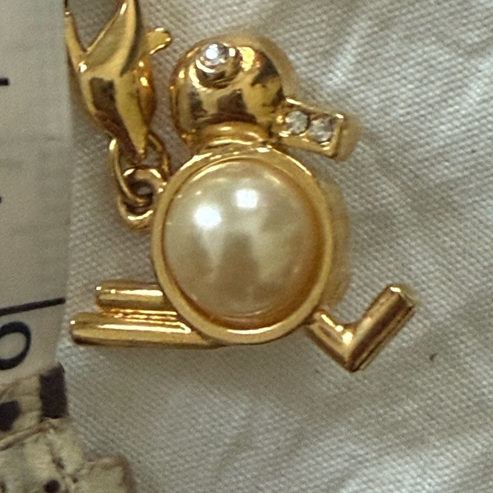 Gold and Pearl Bird charm / zipper pull